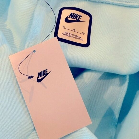 NIKE Tech Fleece High Waist 3” Pleated Shorts Size XL Ice Blue NEW - Picture 5 of 10